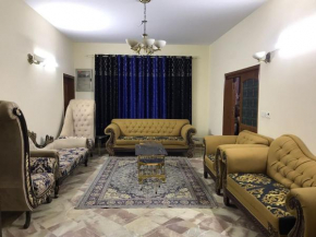 600 Square Yard First Floor Guest House